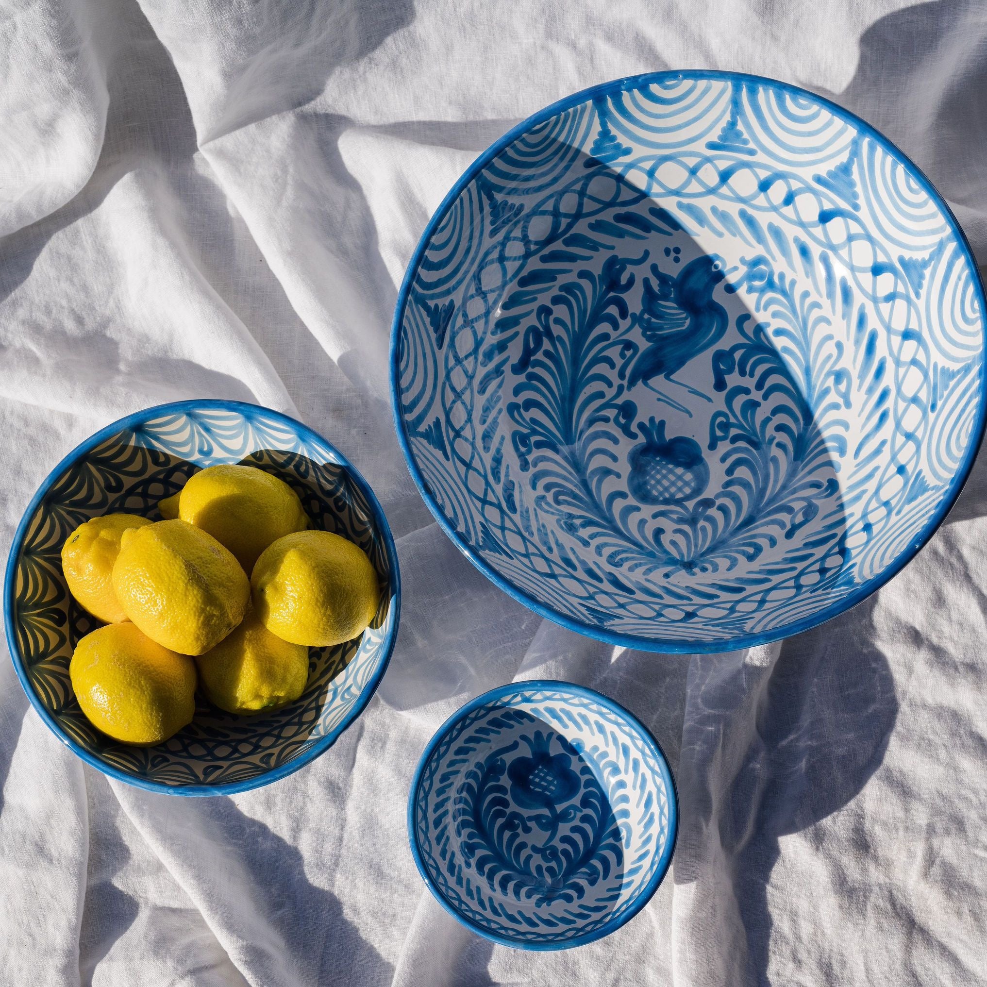 Large bowl with hand painted designs – Pomelo Casa